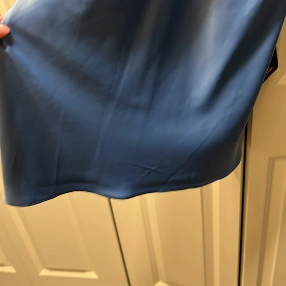 Lulu blue satin halter dress - Picture 4 of 9